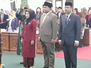 Hendra Jaya S.ip, Bersama 2 Unsur Pimpinan DPRD Kota Tanjungpinang diambil Sumpah dan Janji Sebagai Pimpinan DPRD Kota Tanjungpinang